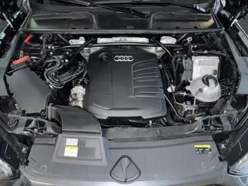 AUDI Q5 S line 40TDI quattro S tronic 360