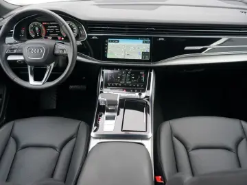 AUDI Q8 50TDI Quattro SoftClose B&O AirSusp Ventilation 360