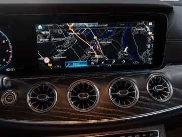 MERCEDES-BENZ CLS 450 4Matic