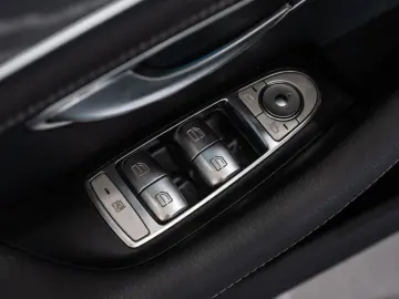 MERCEDES-BENZ CLS 450 4Matic