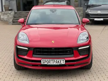 PORSCHE Macan GTS