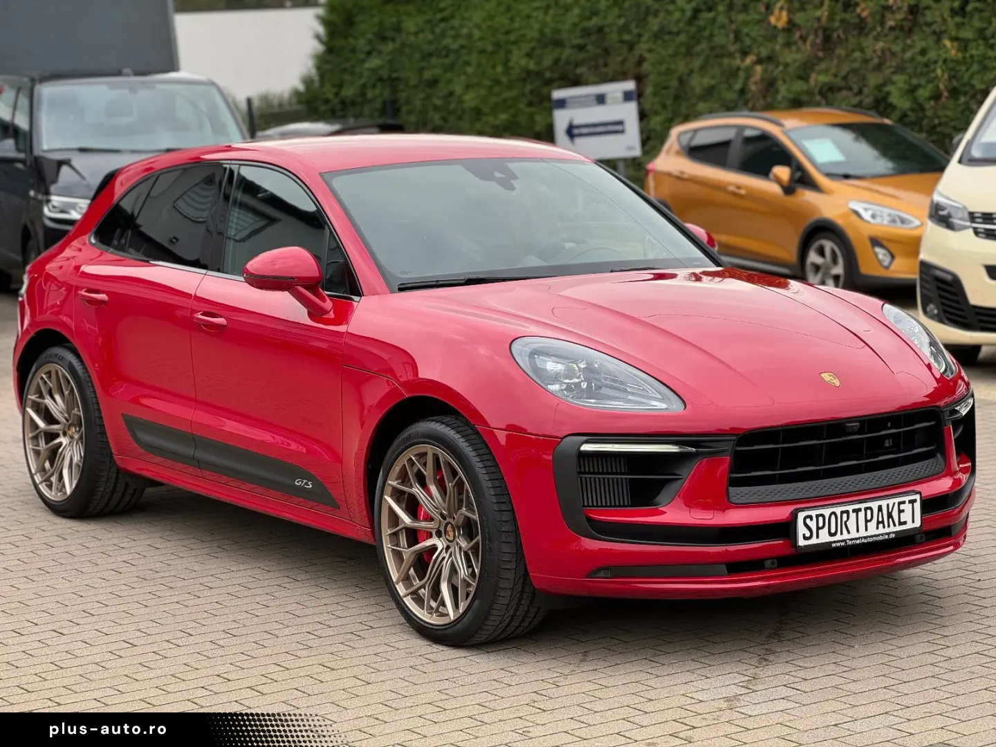 PORSCHE Macan GTS