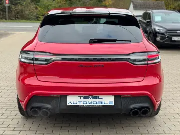 PORSCHE Macan GTS