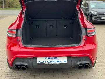 PORSCHE Macan GTS