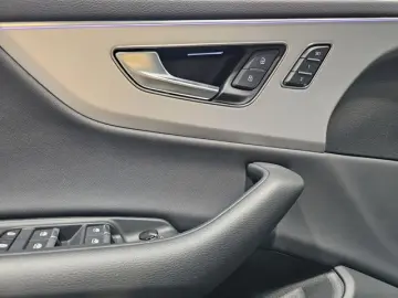 AUDI Q8 50TDI SLine Matrix SoftClose 360 Ventilation AirSusp