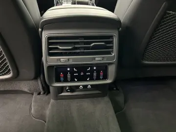 AUDI Q8 50TDI Quattro SLine Matrix AirSusp Ventilation 360