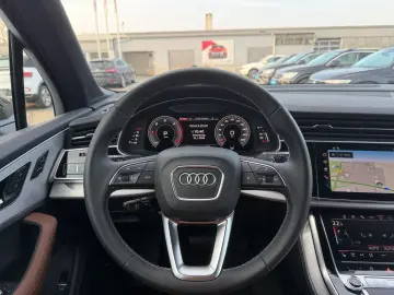 AUDI Q7 50 TDI quattro Matrix B&O AirSusp Ventilation 360