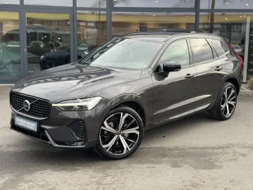 VOLVO XC60 B4 AWD Plus Dark