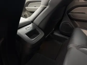 VOLVO XC60 B4 AWD Plus Dark