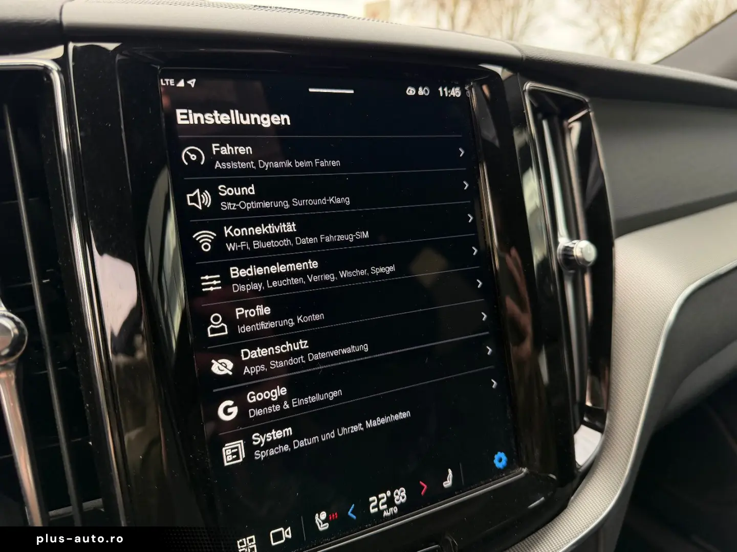 VOLVO XC60 B4 AWD Plus Dark