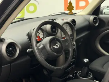 MINI ONE D COUNTRYMAN