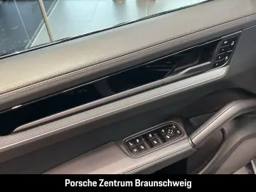 PORSCHE Cayenne E-Hybrid Head-Up BOSE Luftfederung