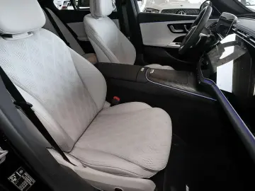 MERCEDES-BENZ E 220 d AMG MBUX 360  DIG-LED Pano HuD&hellip;