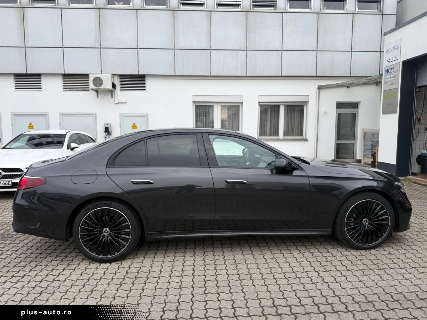 MERCEDES-BENZ E 220d  AMG Line Premium Plus BLP  110.000€