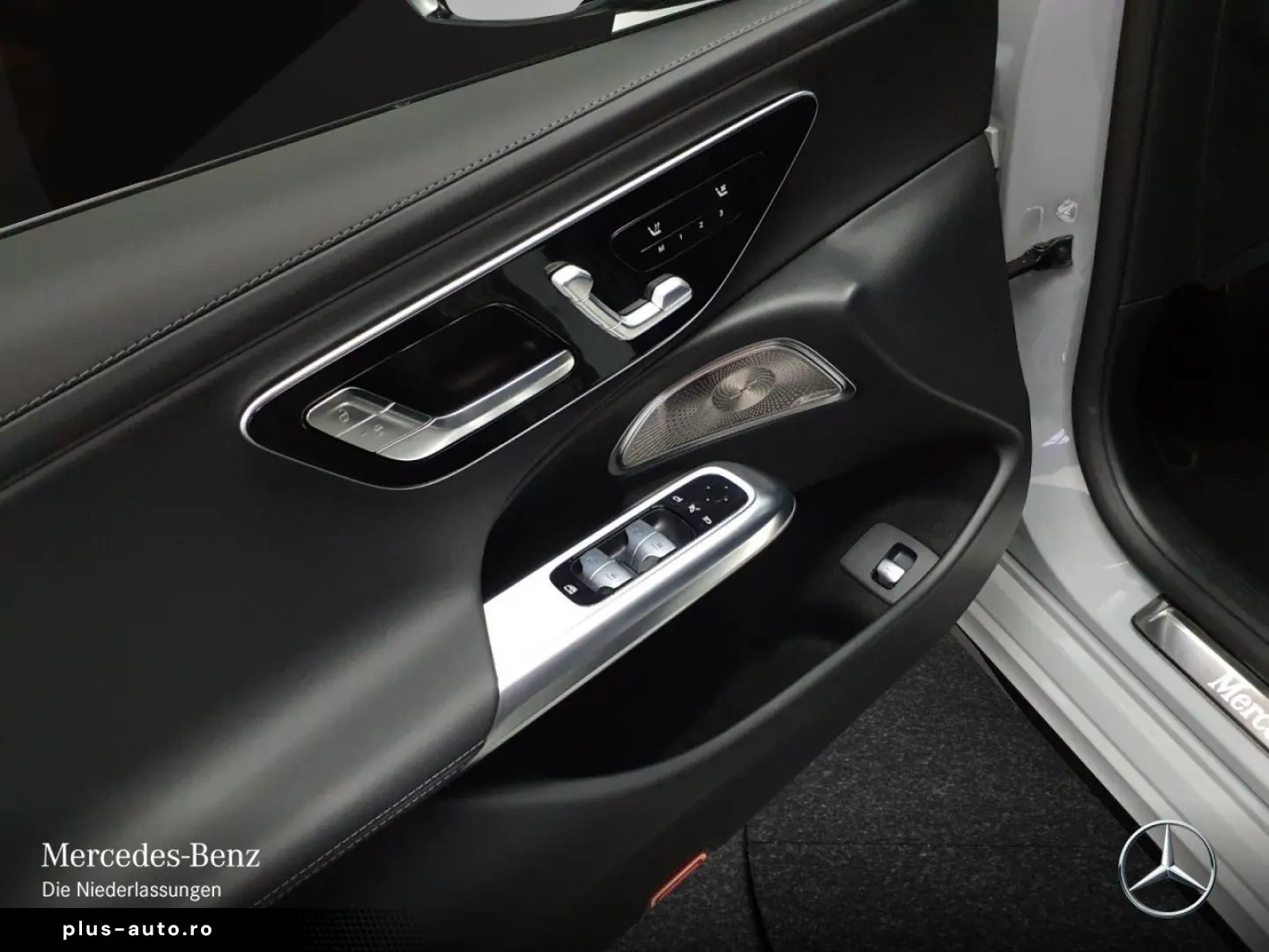 MERCEDES-BENZ E 220 d AMG Prem.  AHK PANO NIGHT 20  HA-L HUD