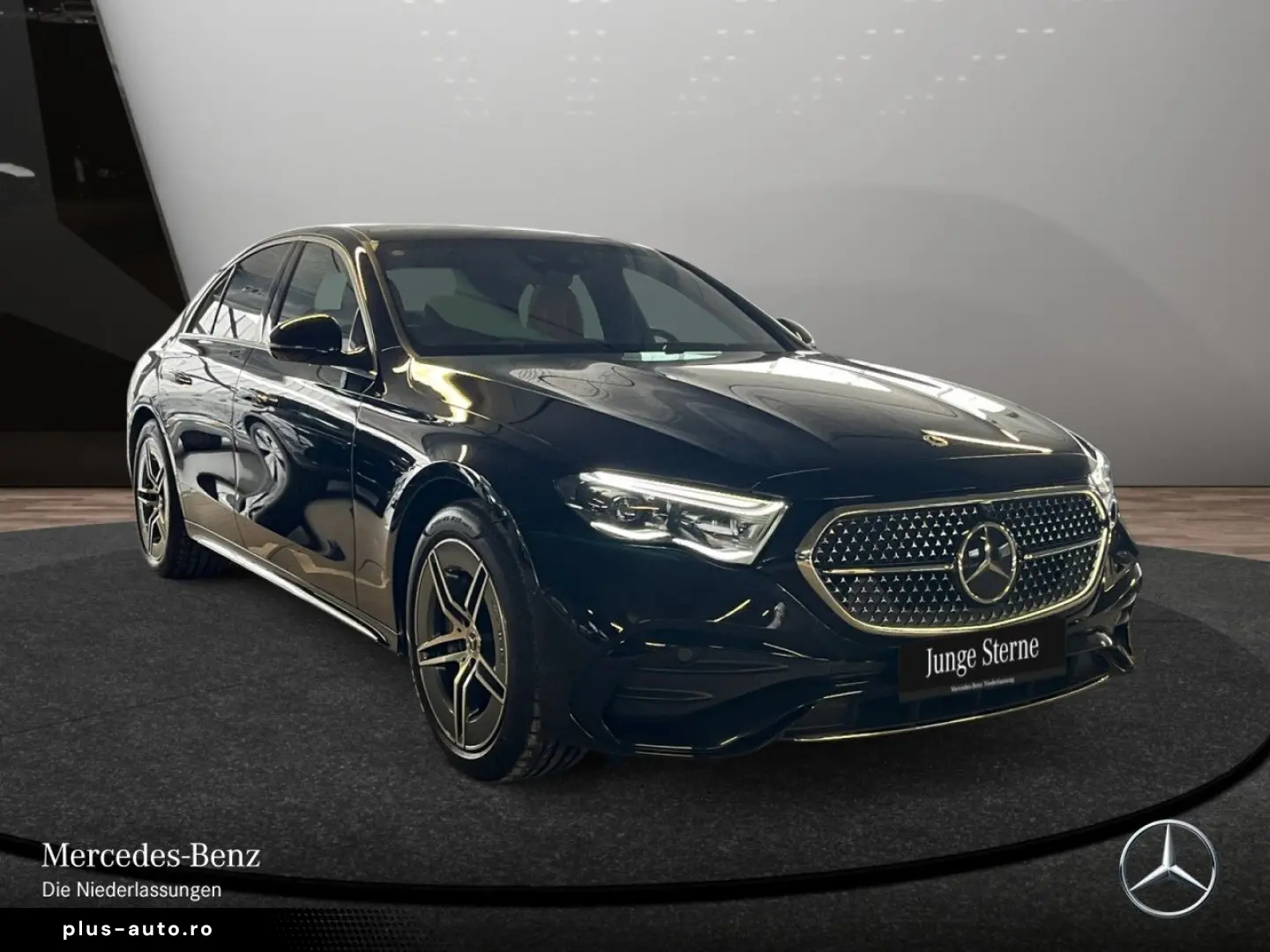 MERCEDES-BENZ E 220 d AMG PREMIUM PANO AIRM 360  SUPER AHK