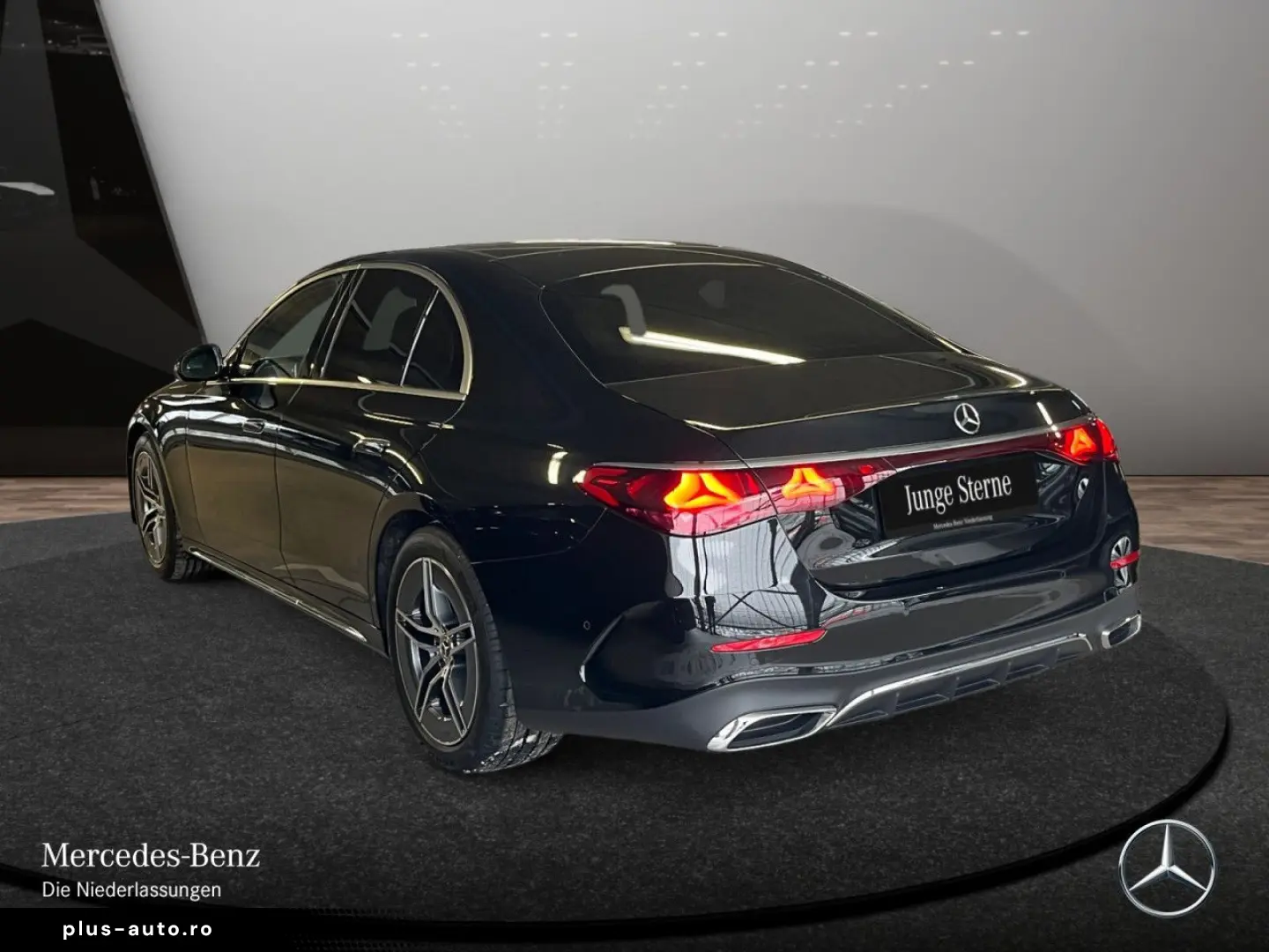 MERCEDES-BENZ E 220 d AMG PREMIUM PANO AIRM 360  SUPER AHK