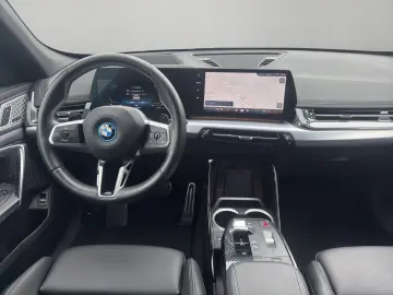 BMW X1 xDrive25e M SPORT PRO LED HUD HARMAN KARDON P