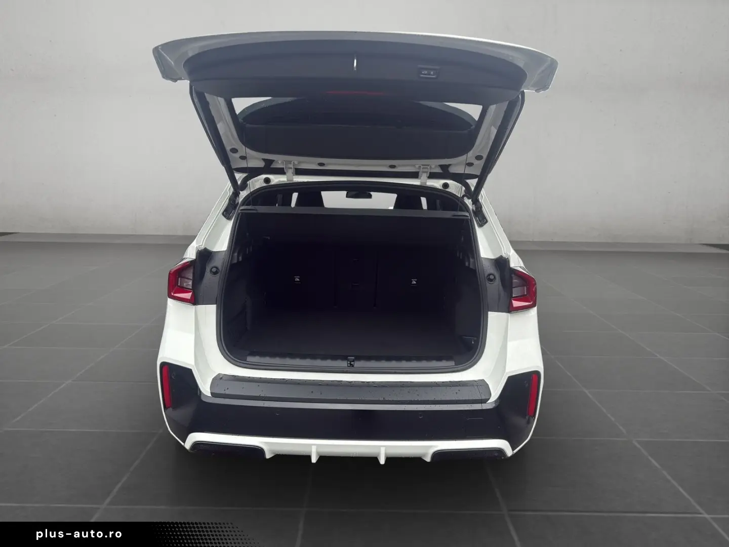 BMW X1 xDrive25e M SPORT PRO LED HUD HARMAN KARDON P