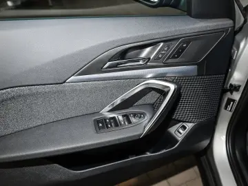 BMW X1 xDrive23i Anhängk. Pano Adapt. LED Keyless