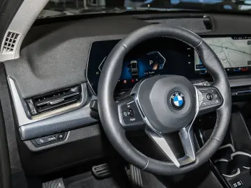 BMW X1 xDrive23i Anhängk. Pano Adapt. LED Keyless