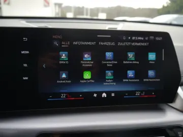 BMW X1 xDrive23i A.  M SPORTPAKET PANODACH H&K