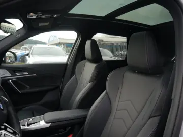 BMW X1 xDrive23i A.  M SPORTPAKET PANODACH H&K