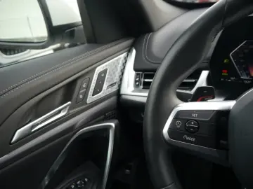 BMW X1 xDrive23i A.  M SPORTPAKET PANODACH H&K