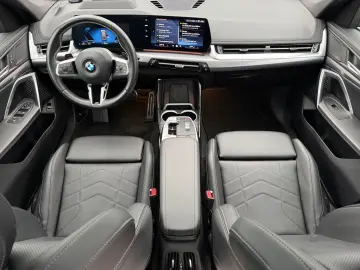 BMW X1 23d xDrive M Sport AHK ADAPTLED 360  PANO