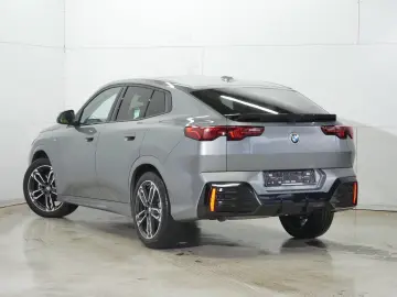 BMW X2 xDrive20d    M Sport LED LC Prof HUD AHK Kame