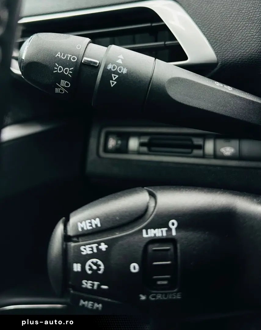 PEUGEOT 3008 2017 1.2i E6 Garantie 12 Luni Rate Avans 0 Doar