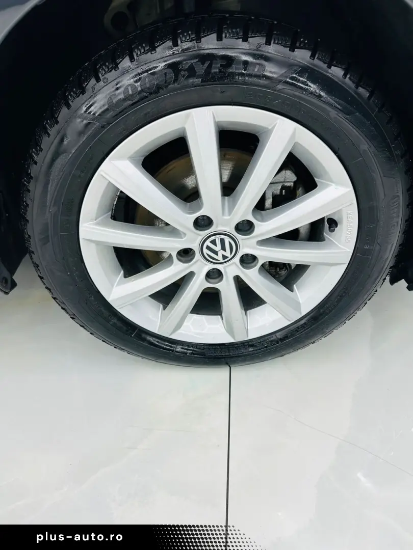 VOLKSWAGEN GOLF 2017 1.6D E6 Garantie 12 Luni Rate Avans 0 D