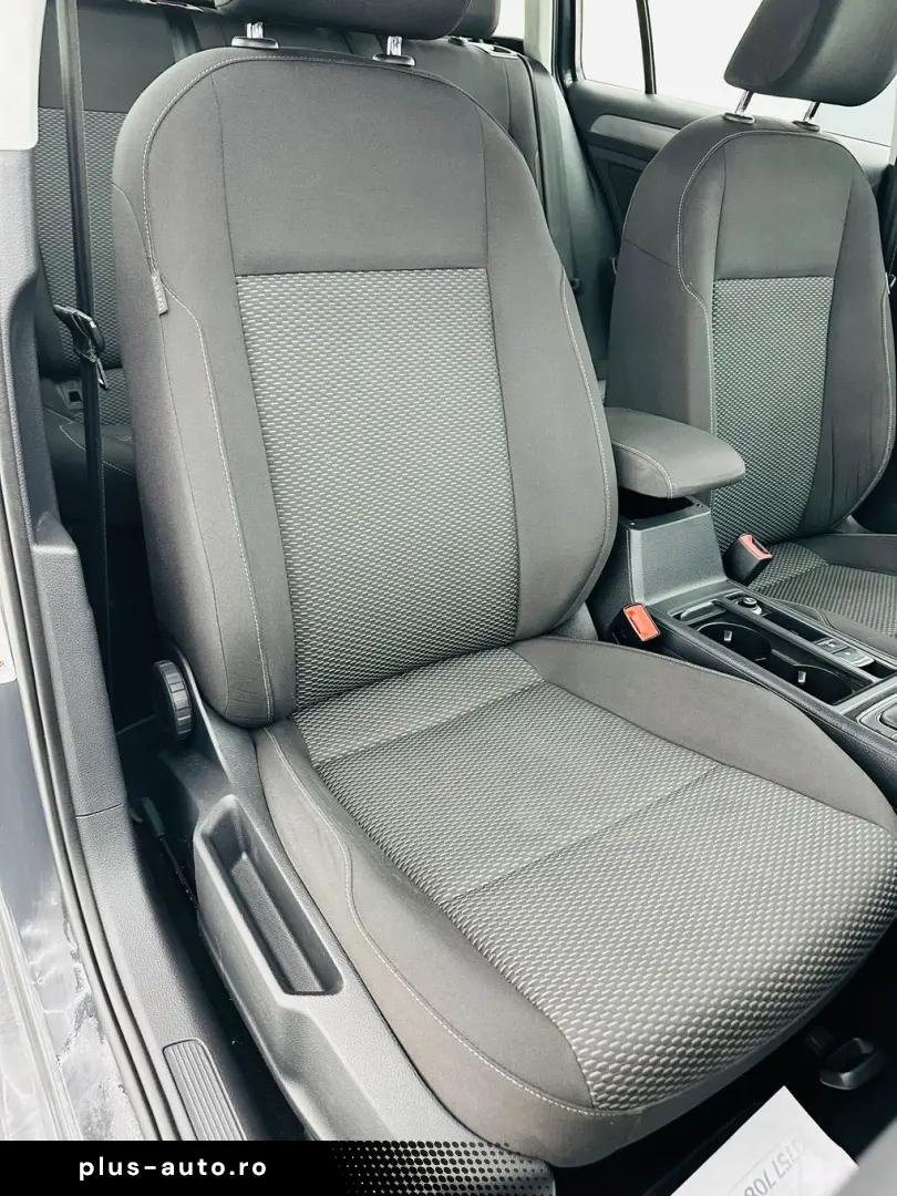 VOLKSWAGEN GOLF 2017 1.6D E6 Garantie 12 Luni Rate Avans 0 D