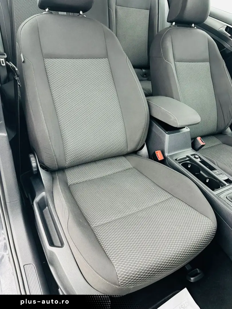 VOLKSWAGEN GOLF 2017 1.6D E6 Garantie 12 Luni Rate Avans 0 D