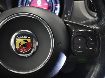 ABARTH 595 COMPETIONE 180CP CARBON