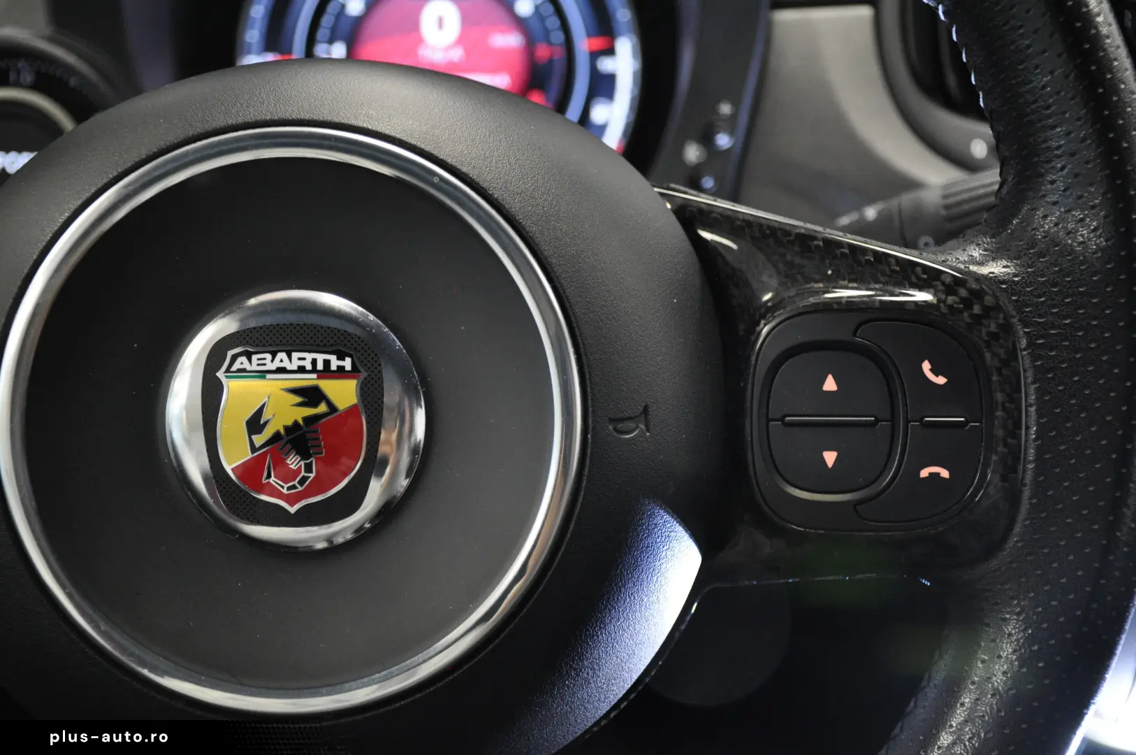 ABARTH 595 COMPETIONE 180CP CARBON