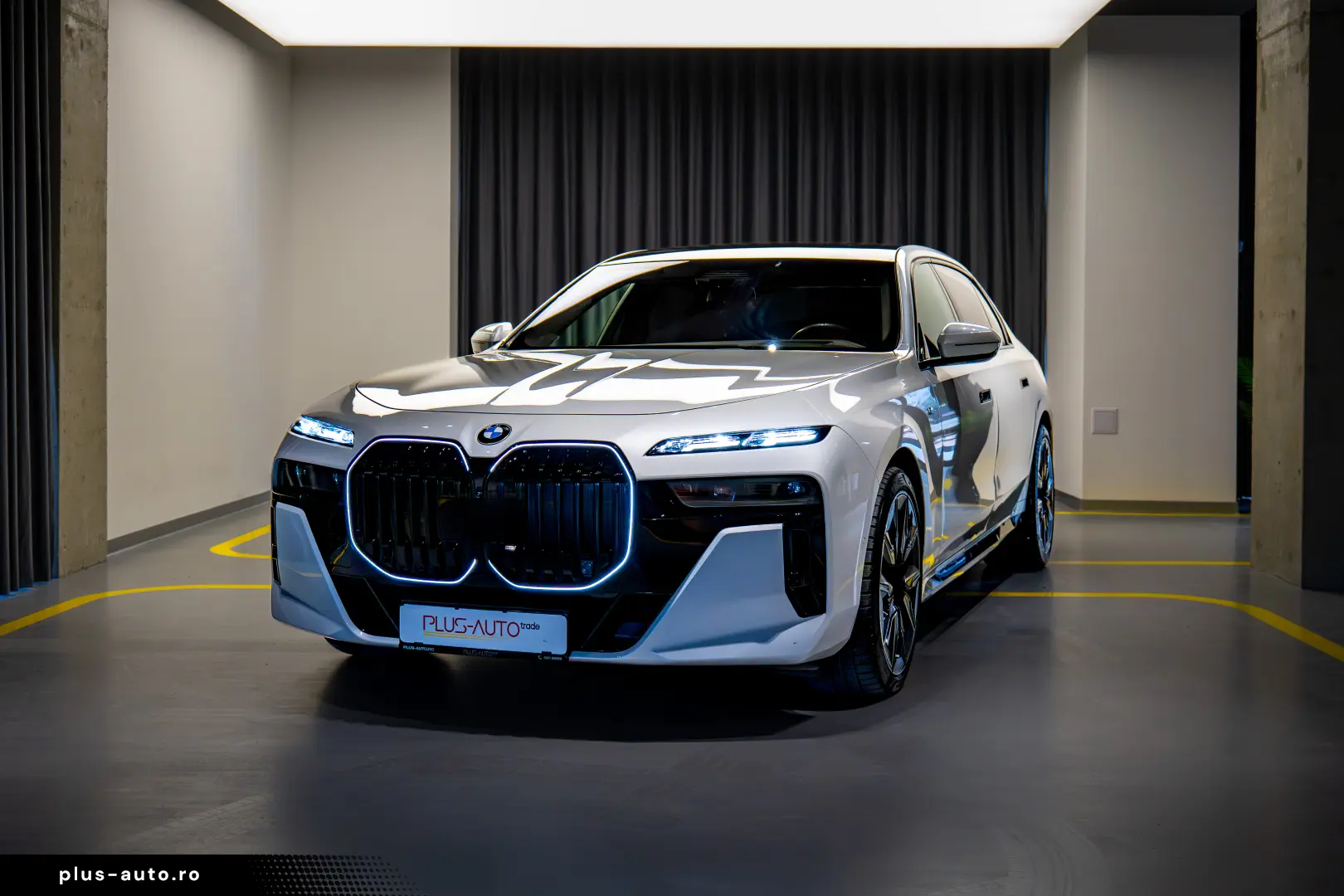 BMW 740d xDrive CESIUNE BT Leasing