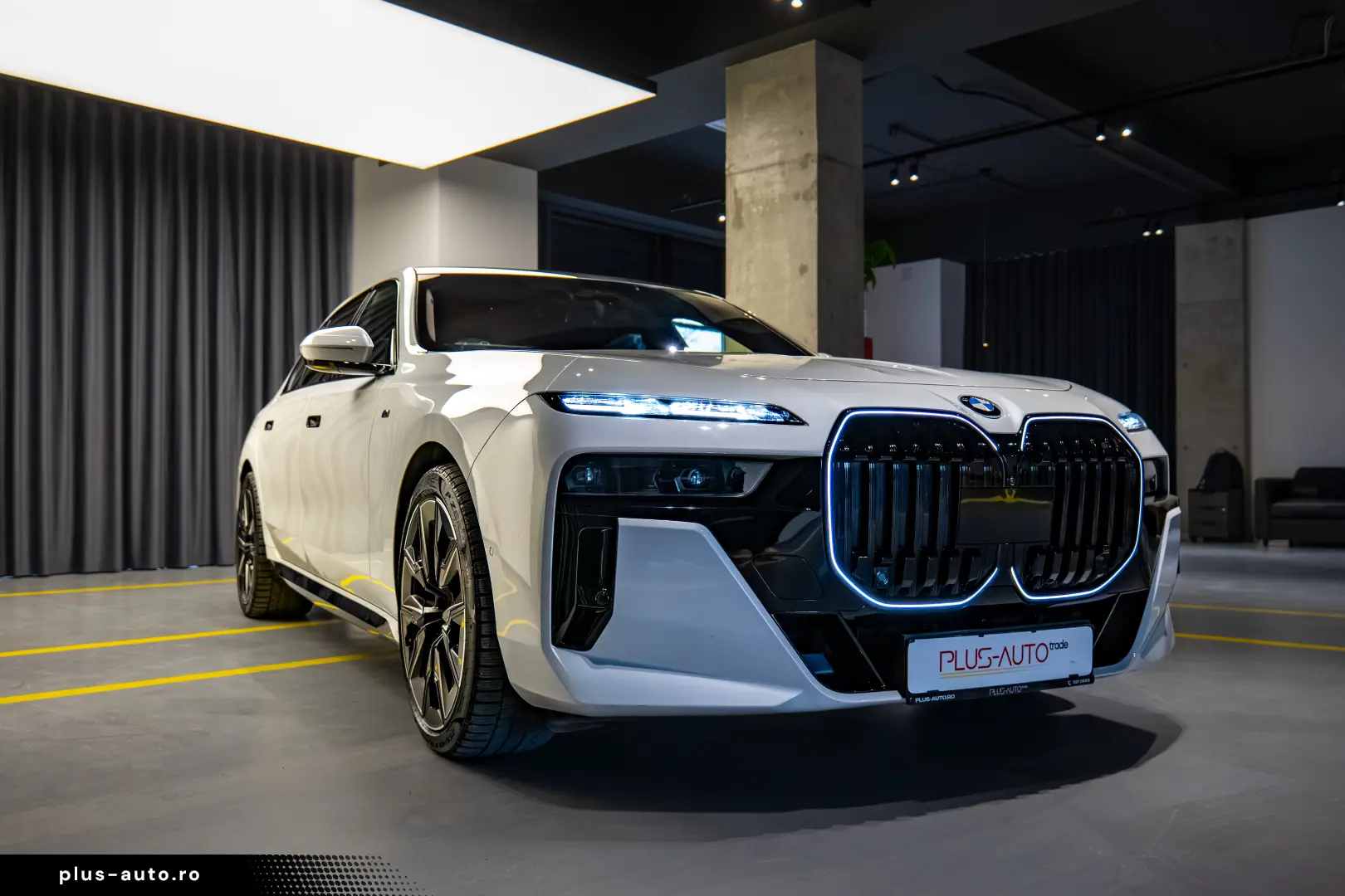 BMW 740d xDrive CESIUNE BT Leasing