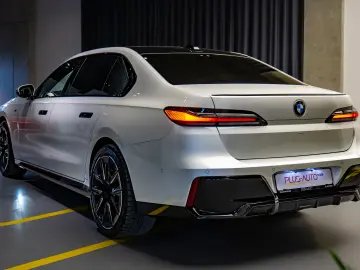 BMW 740d xDrive CESIUNE BT Leasing