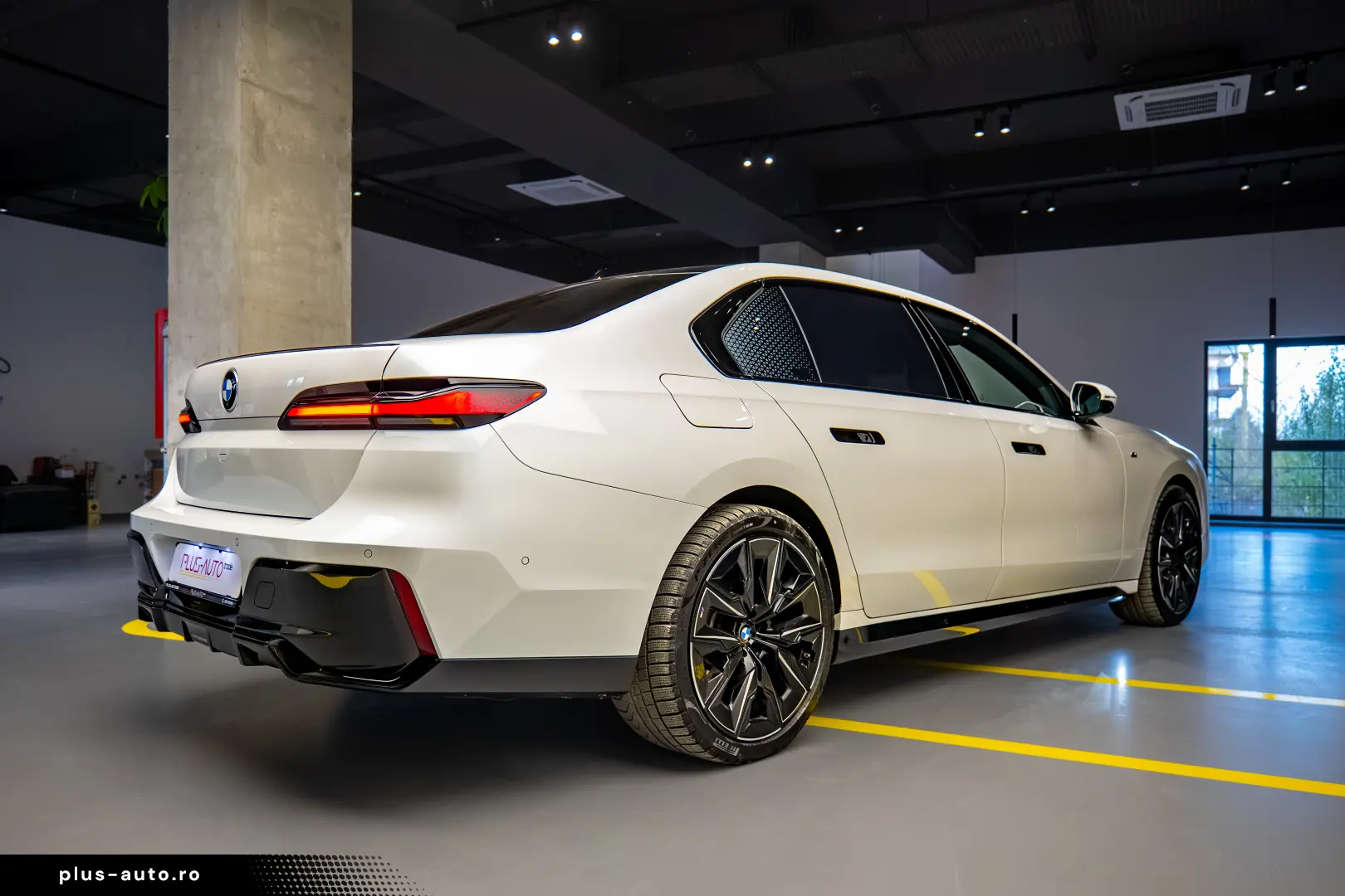 BMW 740d xDrive CESIUNE BT Leasing