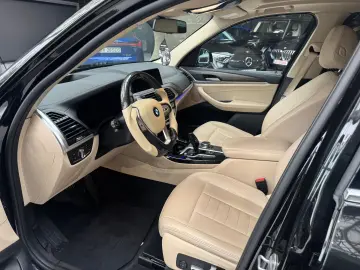 BMW X3 xDrive 2 0i xLine