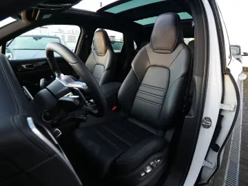 PORSCHE Cayenne E-Hybrid ACC 360 HUD BOSE Ventil