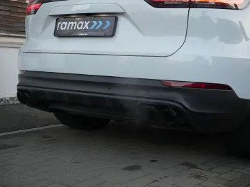 PORSCHE Cayenne E-Hybrid ACC 360 HUD BOSE Ventil