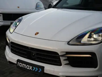 PORSCHE Cayenne E-Hybrid ACC 360 HUD BOSE Ventil