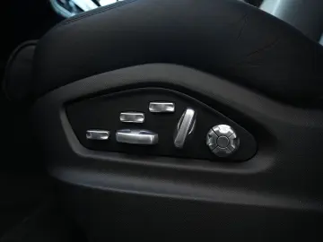 PORSCHE Cayenne E-Hybrid ACC 360 HUD BOSE Ventil