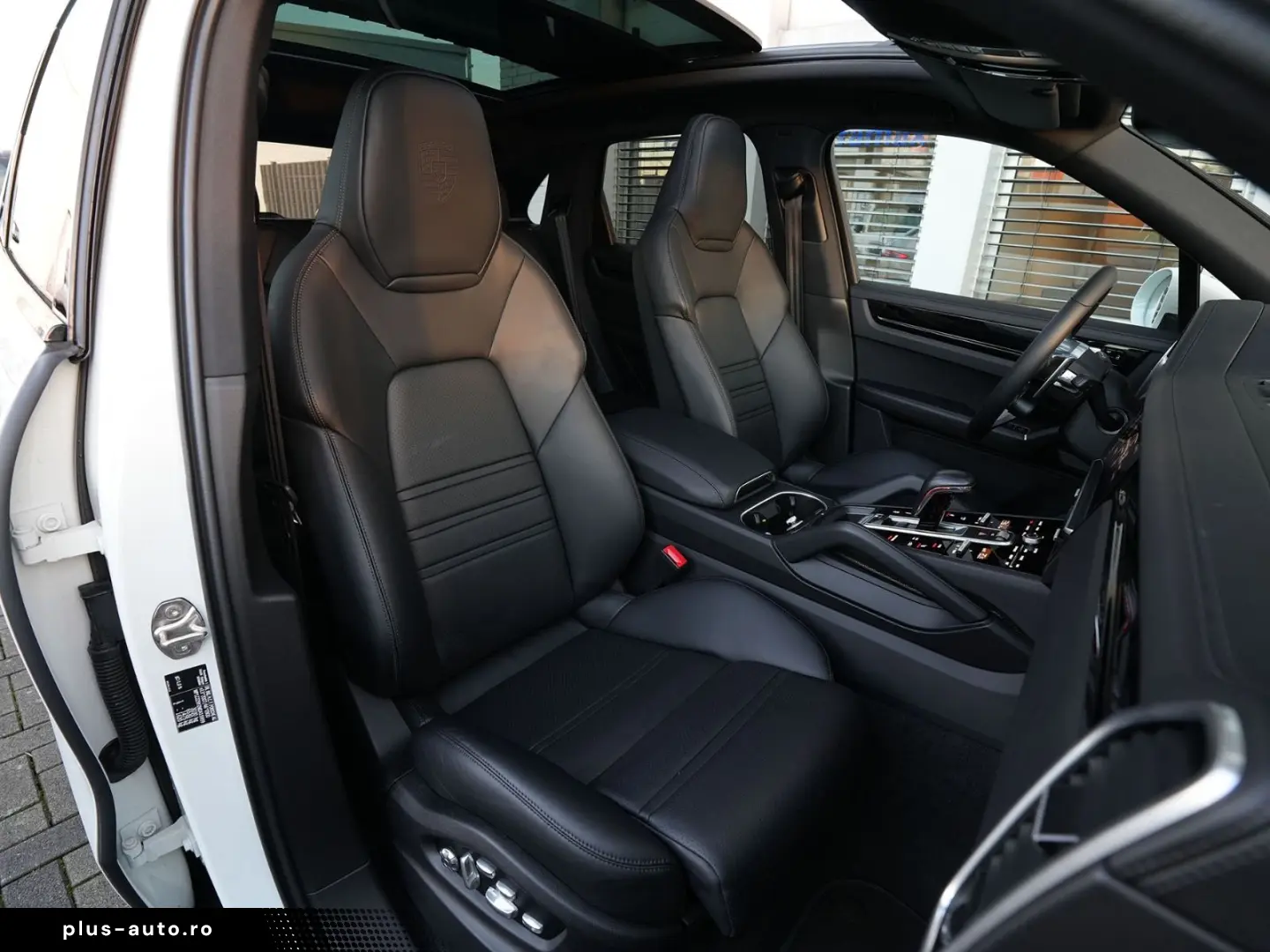 PORSCHE Cayenne E-Hybrid ACC 360 HUD BOSE Ventil