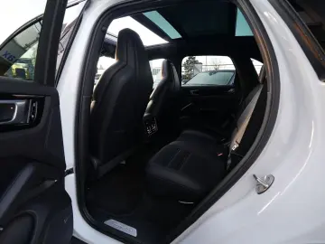 PORSCHE Cayenne E-Hybrid ACC 360 HUD BOSE Ventil