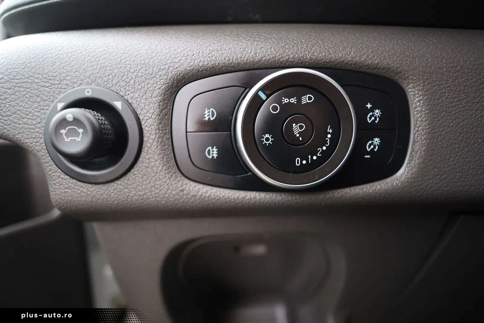 Ford Transit Koffer L4 MHEV 2.0D 130CP