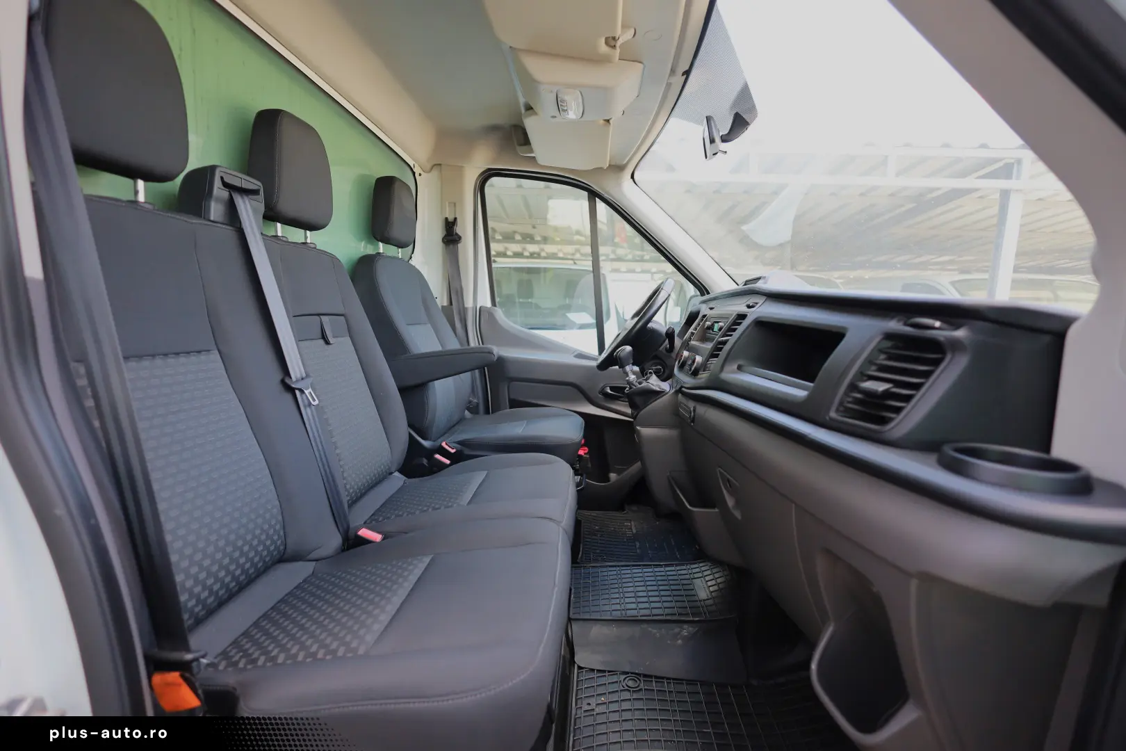 Ford Transit Koffer MHEV 2.0D 130CP