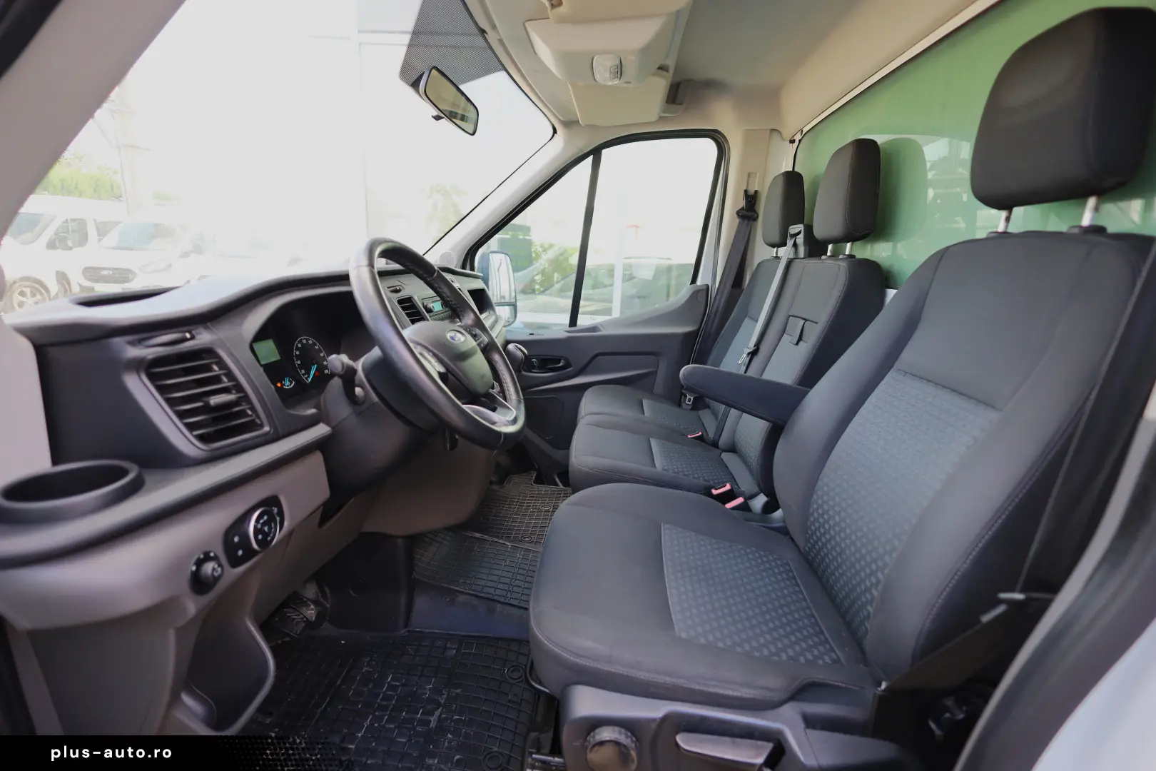 Ford Transit Koffer MHEV 2.0D 130CP